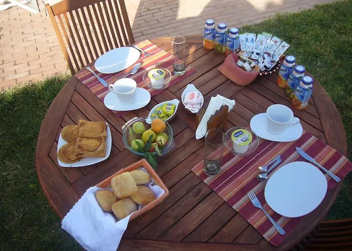 ベッド・アンド・ブレックファスト Lanita カブラス